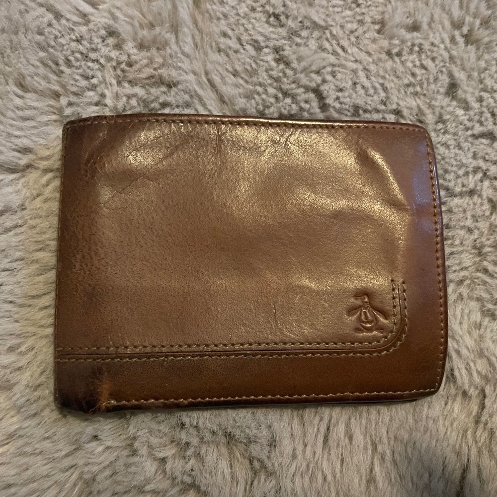 Bi-fold wallet
